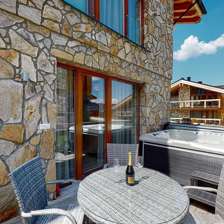 Konifer - Jacuzzi - In Out Lejlighed *