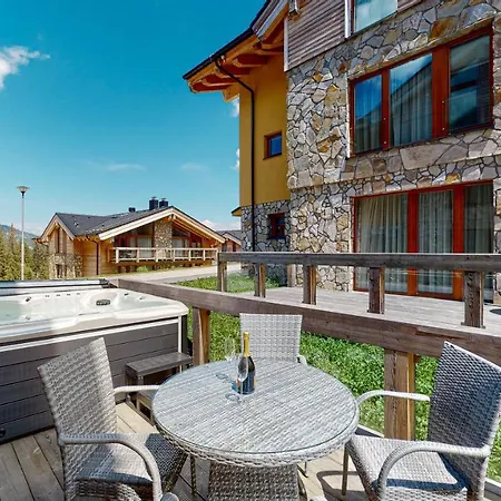 Lejlighed Konifer - Jacuzzi - In Out Demänovská Dolina