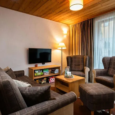 Konifer - Jacuzzi - In Out Lejlighed *